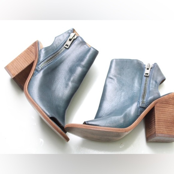 Steve Madden Terra booties - Picture 9 of 10